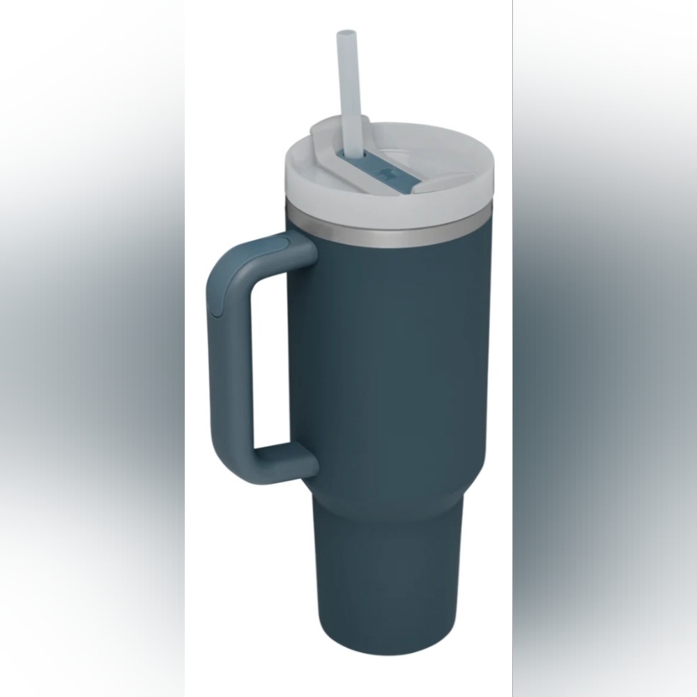 New! Stanley 30oz Stormy Sea The Quencher H2.0 FlowState™ Tumbler (Soft Matte) - Picture 2 of 7